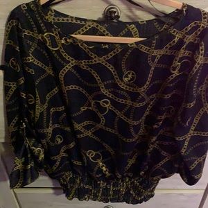 Nice waist wide band and adjustable sleeve buckles